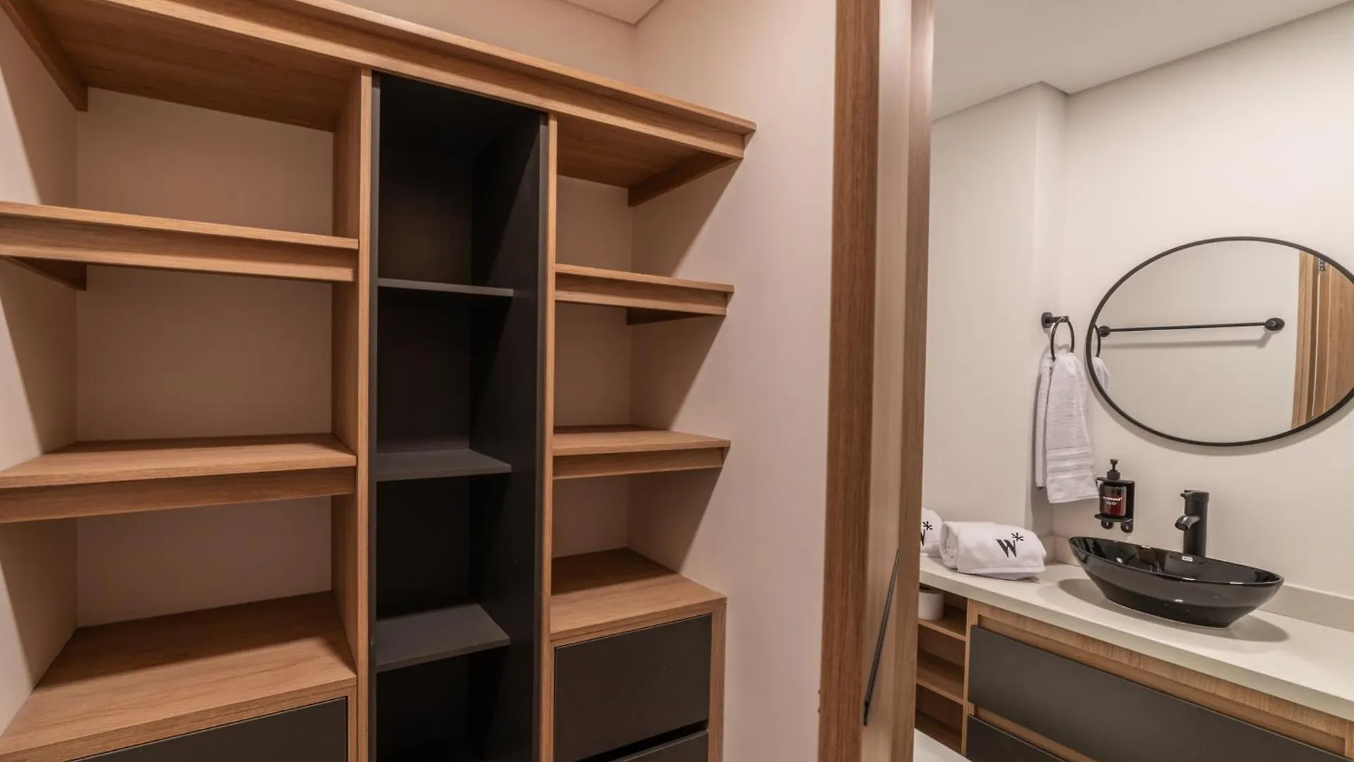 Castelmola By Wynwood House Apartment Medellin