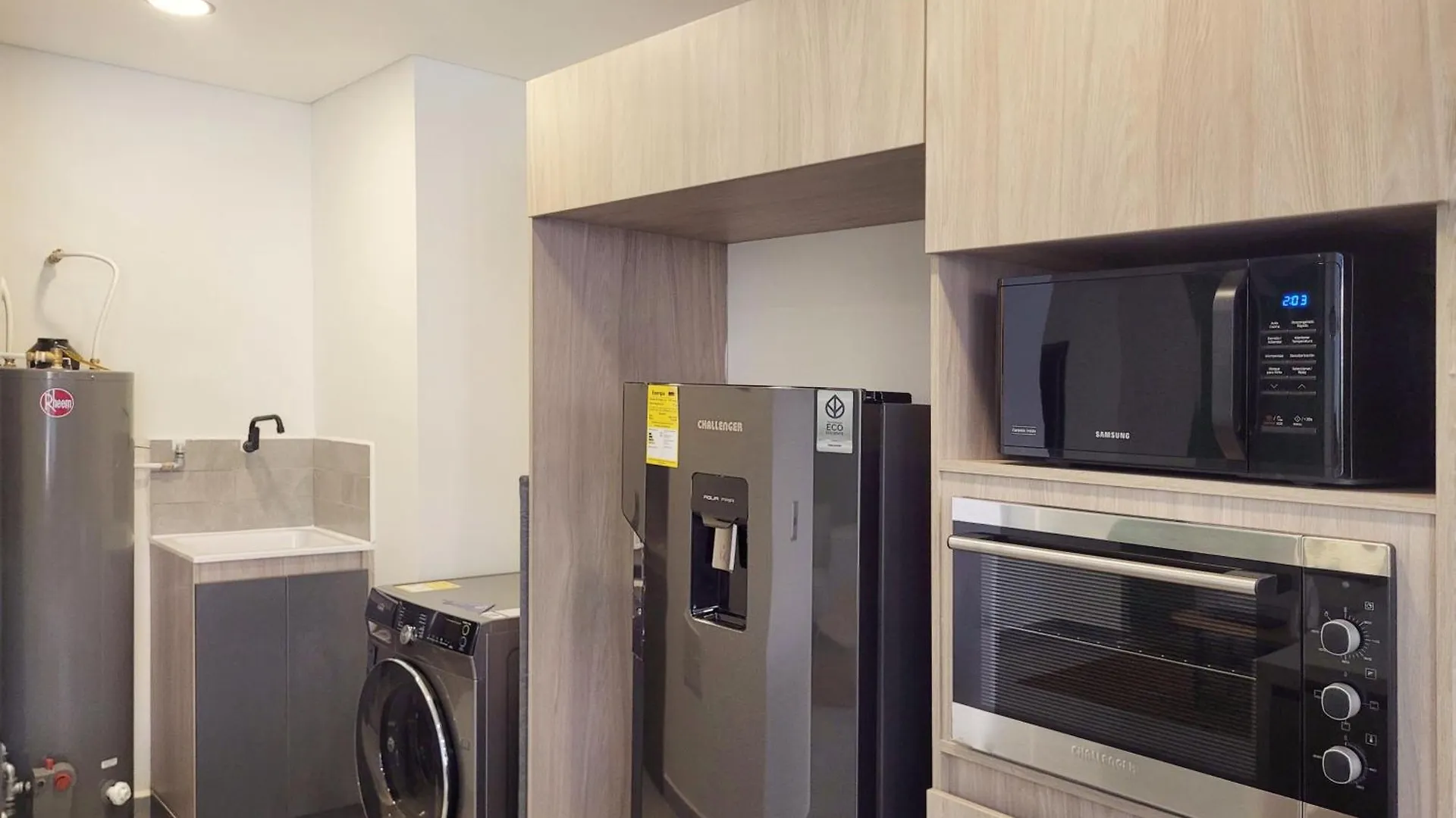 Castelmola By Wynwood House Apartment Medellin